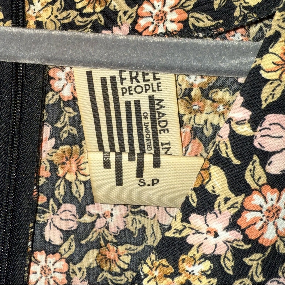 Vintage Free People Floral Mini Dress – Made in USA (Size Small) - Picture 5 of 7
